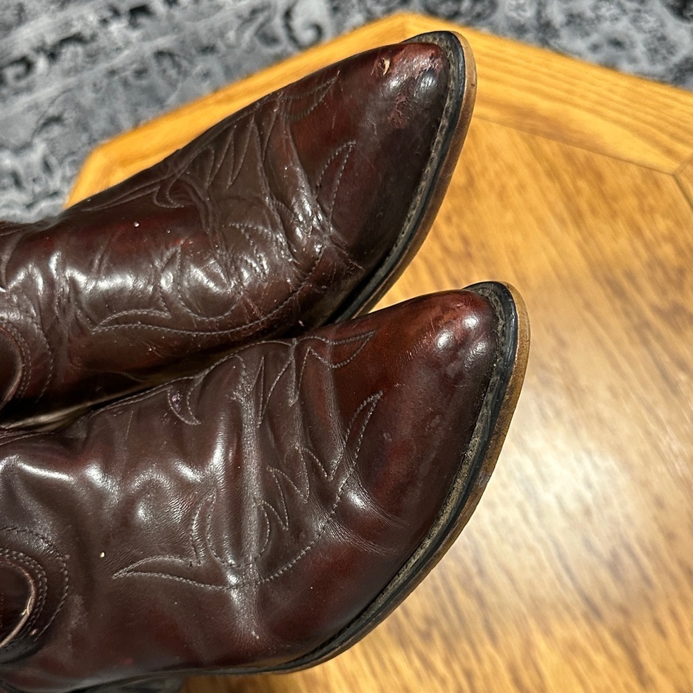 *ACME* Vintage Dark Cherry Leather Western Cowboy Western Boots 4939 Size 9.5 - Picture 5 of 14